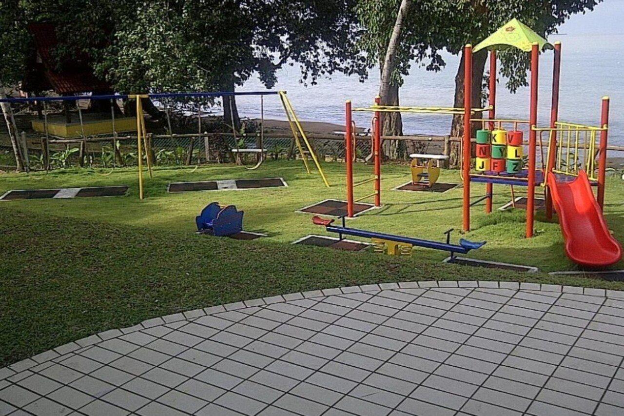 Tanjung Bidara Beach Resort Malacca Bagian luar foto