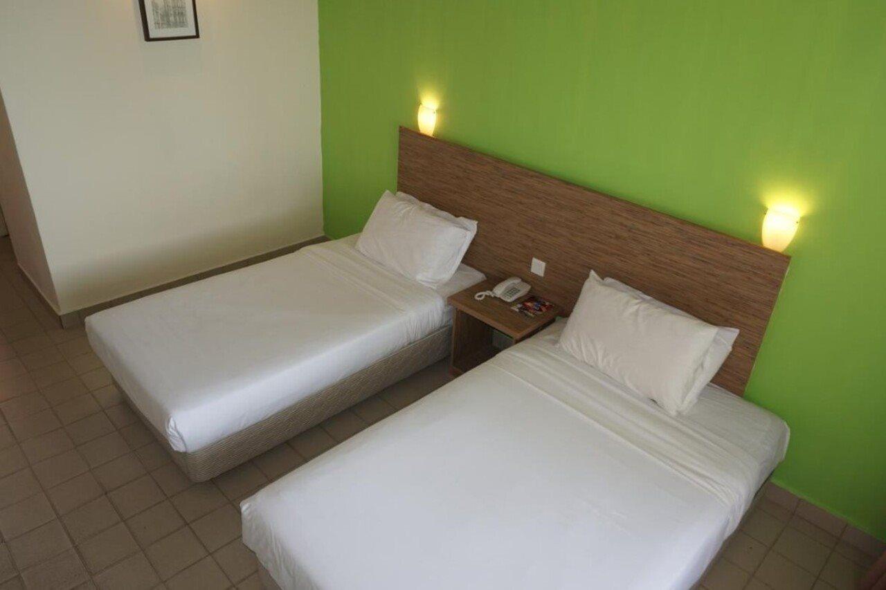 Tanjung Bidara Beach Resort Malacca Bagian luar foto